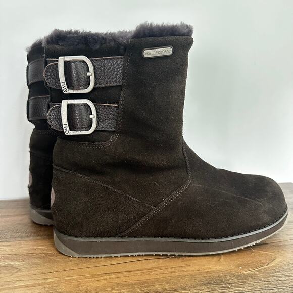 Emu Sandy Buckle Chocolate Brown Boots Women's Size 7 Suede Fur Lined Winter - Picture 1 of 7